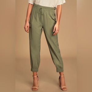 Lulu’s Olive Green Cargo Jogger Pants Size XS